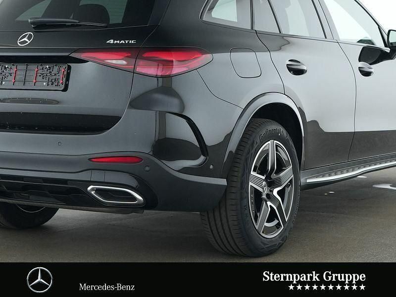 Gebraucht Mercedes GLC400d AMG 381 PS (280 kW) 2024 Lack obsidianschwarz SUV