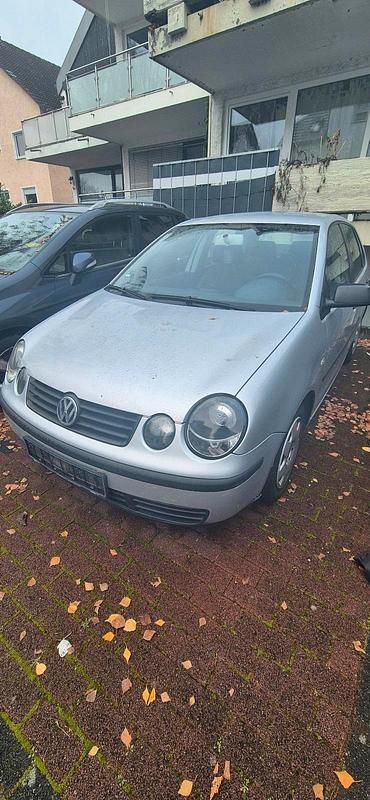 Silber Gebraucht 2003 VW Polo Kleinwagen | 950 € (Guter Preis) - Bild 1/4