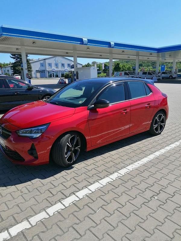 Rot Gebraucht 2021 Opel Corsa Kleinwagen | 17.700 € (Fairer Preis) - Bild 1/4