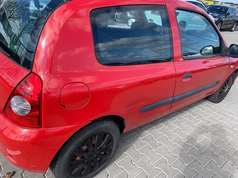 Gebraucht Renault Clio II 2010 Rot Limousine