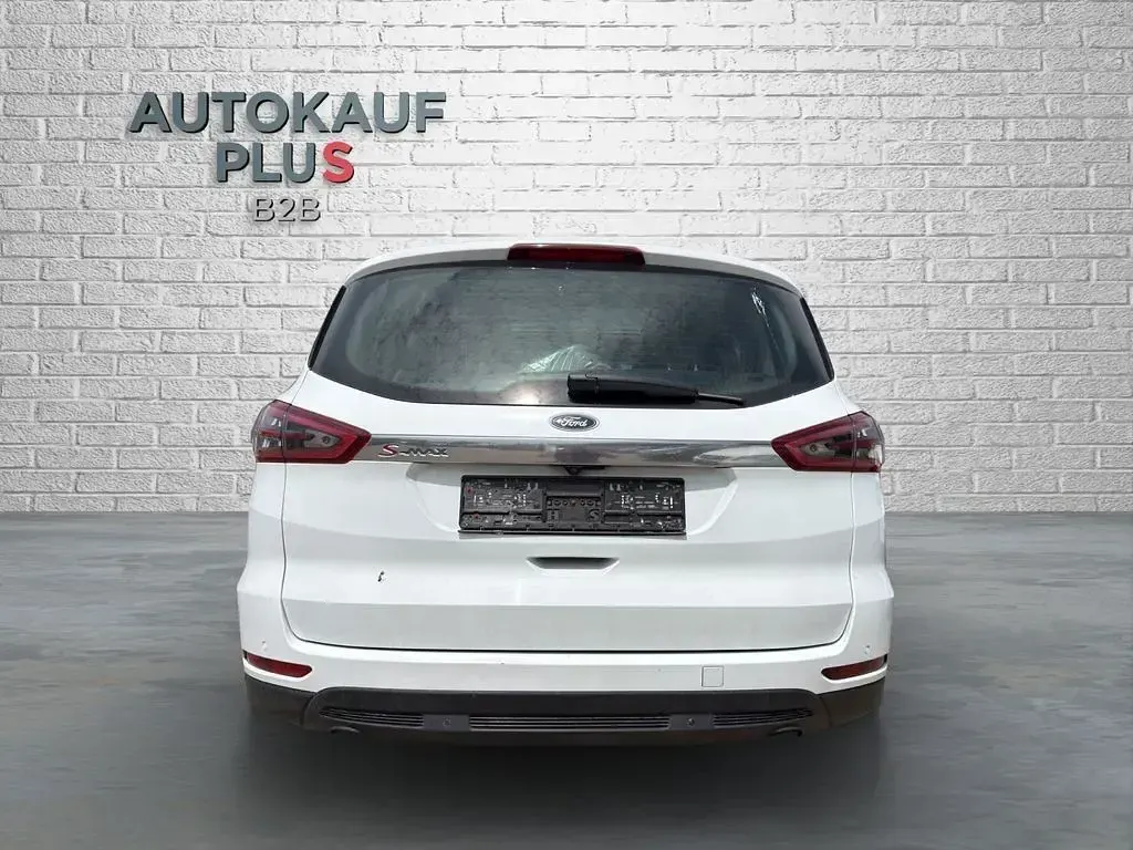 Gebraucht Ford S-MAX Titanium 160 PS (117 kW) 2016 Weiß Van / Kleinbus