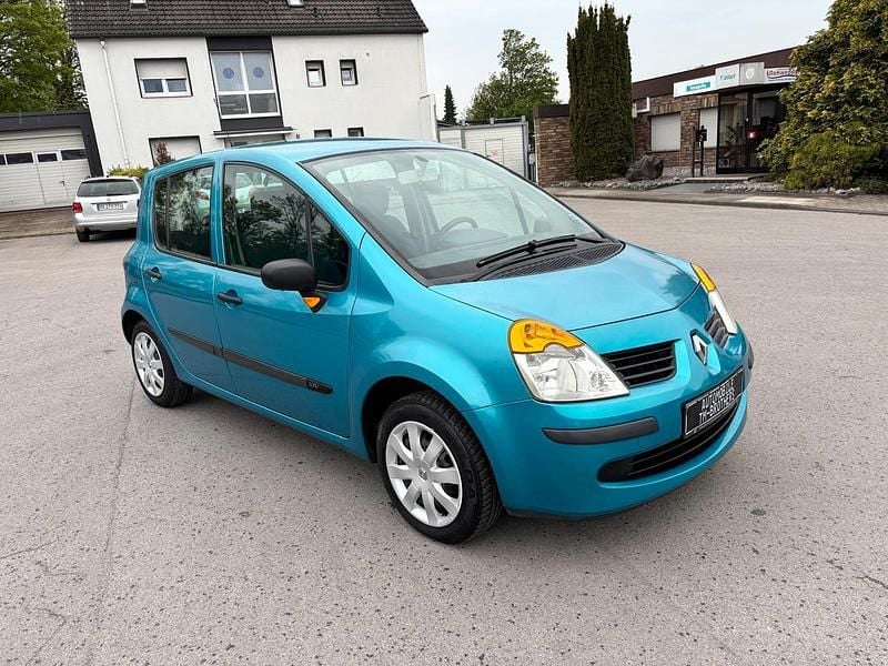 Usado Renault Modus 75 HP (55 kW) 2005 Monovolume