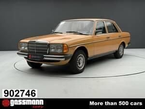 Gebraucht Mercedes 300 109 PS (80 kW) 1977 Orange Limousine