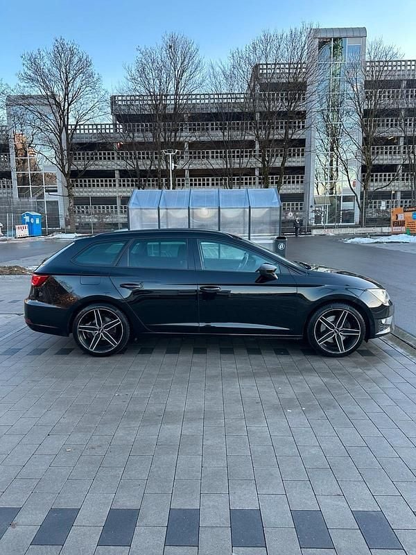 Gebraucht Seat Leon FR-Line 184 PS (135 kW) 2016 Schwarz Kombi