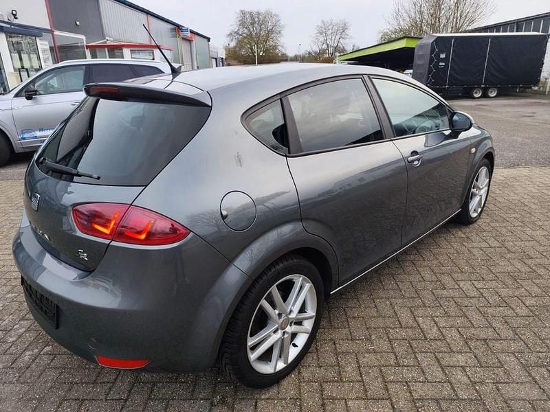 Gebraucht Seat Leon FR 125 PS (91 kW) 2012 Grau Limousine