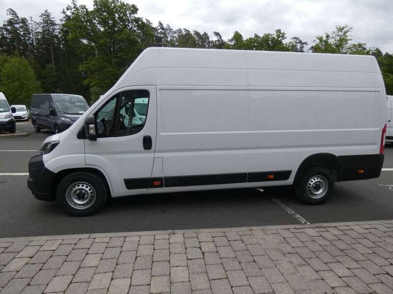 Neu Peugeot Boxer Comfort 179 PS (131 kW) 2025 Lack weiss Van