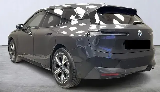 Gebraucht BMW iX Sport Line 484 kW (659 PS) 2022 Sophistograu brillanteffekt metalli SUV