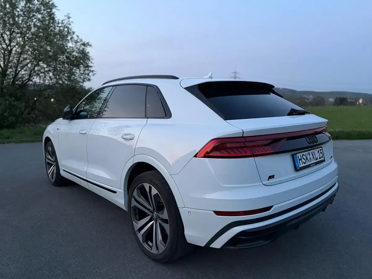 Gebraucht Audi Q8 S-Line 330 PS (242 kW) 2020 Weiß SUV