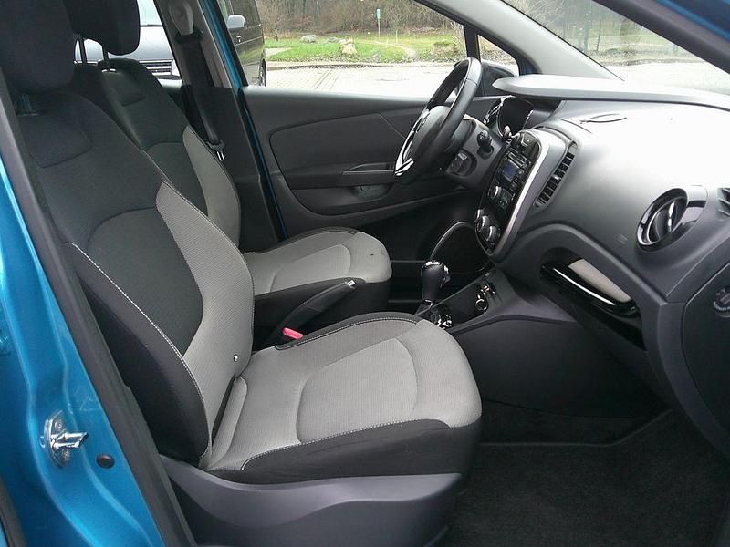 Gebraucht Renault Captur Experience 118 PS (86 kW) 2016 Blau SUV