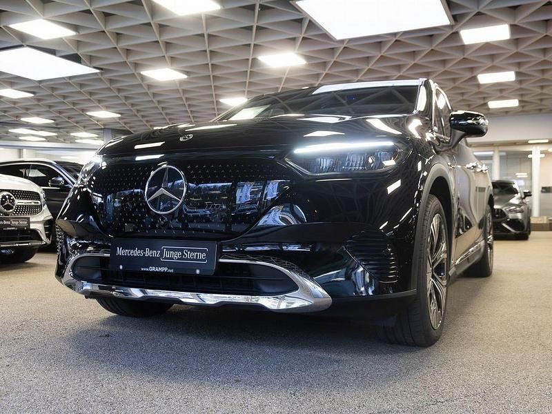 Gebraucht Mercedes EQE350 Electric Art 214 kW (292 PS) 2024 Schwarz SUV