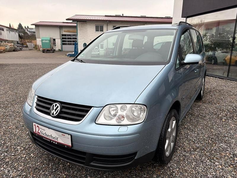 Blau Gebraucht 2006 VW Touran Goal Van / Kleinbus | 5.499 € (Teuer) - Bild 1/4