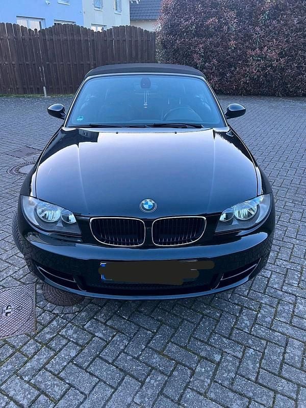 Gebraucht BMW 118 Cabriolet 143 PS (105 kW) 2008 Schwarz Cabrio