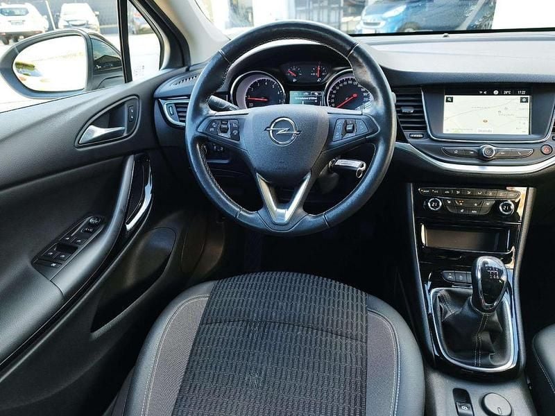 Używany Opel Astra Basis 110 KM (80 kW) 2021 Other Sedan/Limuzyna
