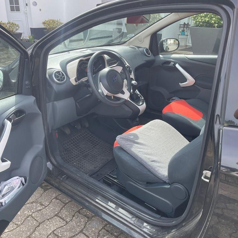 Gebraucht Ford Ka Titanium 69 PS (50 kW) 2009 Schwarz Kleinwagen