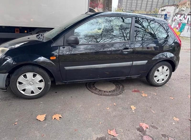 Gebraucht Ford Fiesta 60 PS (44 kW) 2006 Schwarz Kleinwagen