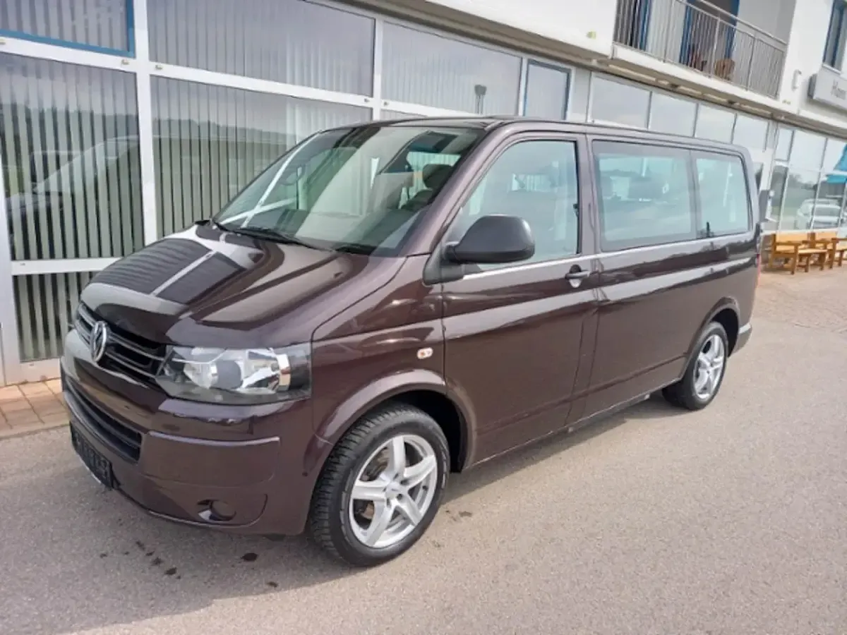 Gebraucht VW Multivan Startline 140 PS (102 kW) 2013 Van / Kleinbus