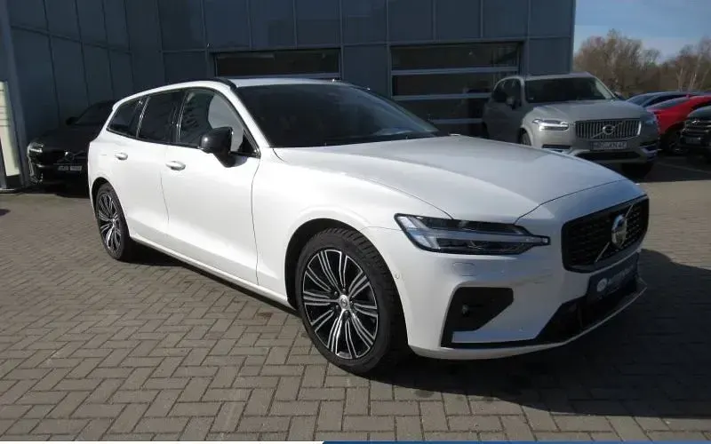Occasion Volvo V60 Plus 197 ch (144 kW) 2025 Blanc Break