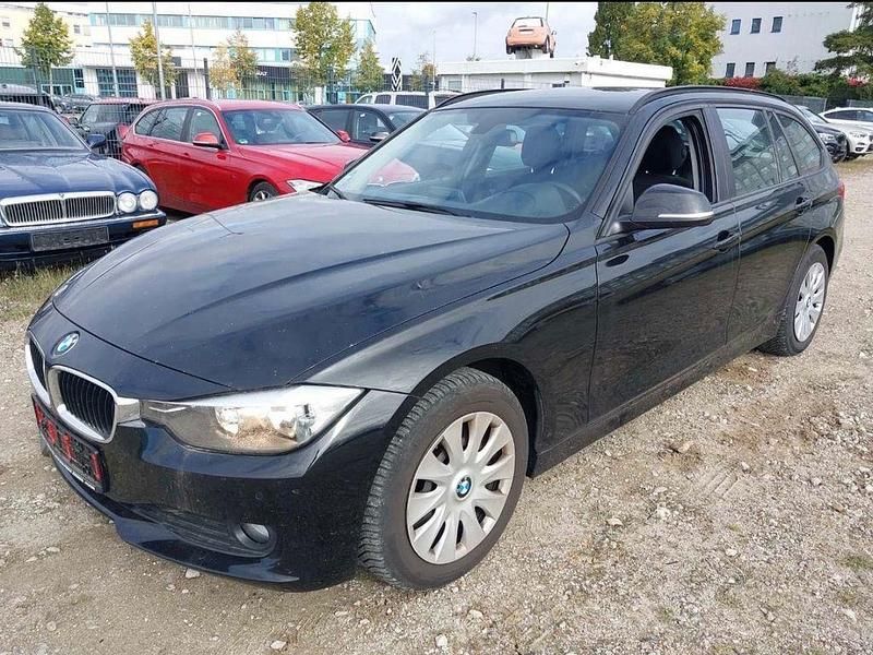 Gebraucht 2013 BMW 316 Sport Line Kombi | 11.900 € (Etwas zu teuer) - Bild 1/4