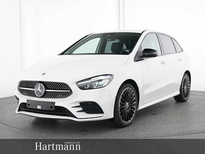Weiß Gebraucht 2024 Mercedes B250e Advanced Plus Van / Kleinbus | 35.850 € (Fairer Preis) - Bild 1/4