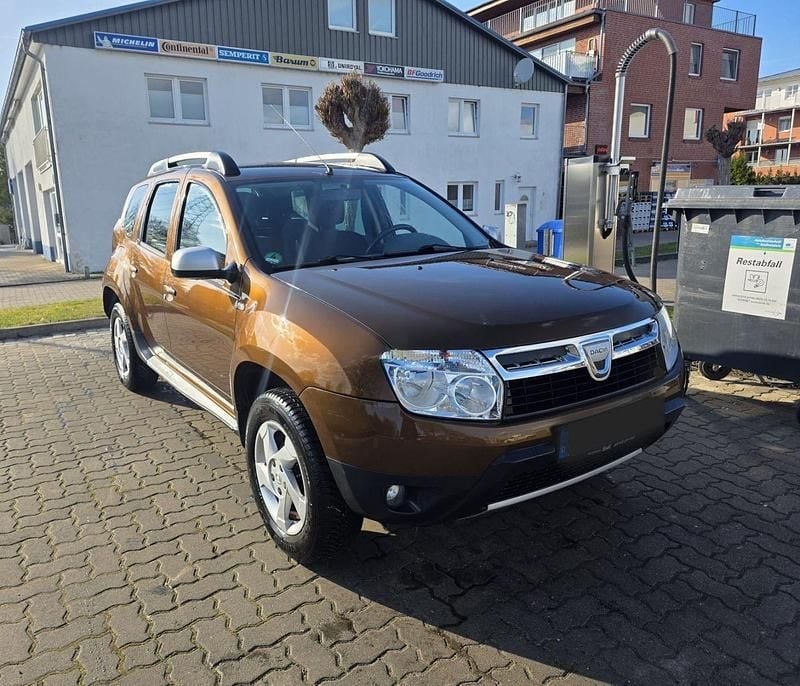 Gebraucht Dacia Duster Ambiance 105 PS (77 kW) 2010 Orange SUV