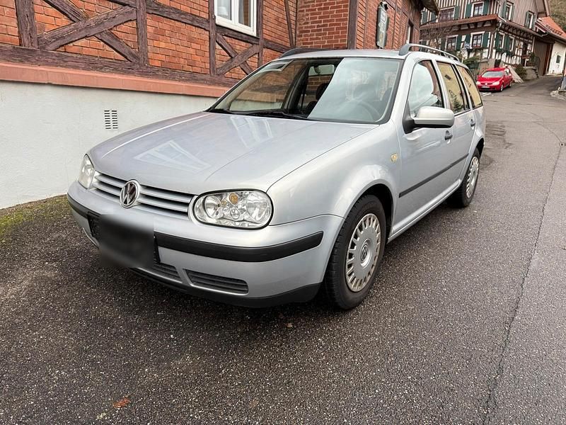 Silber Gebraucht 1999 VW Golf IV Kombi | 600 € (Guter Preis) - Bild 1/4