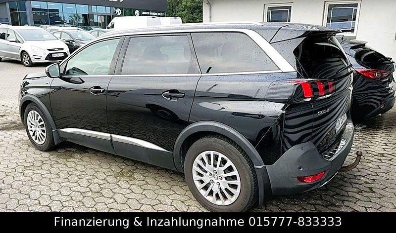 Schwarz Gebraucht 2020 Peugeot 5008 GTi Van / Kleinbus | 19.900 € (Guter Preis) - Bild 1/4