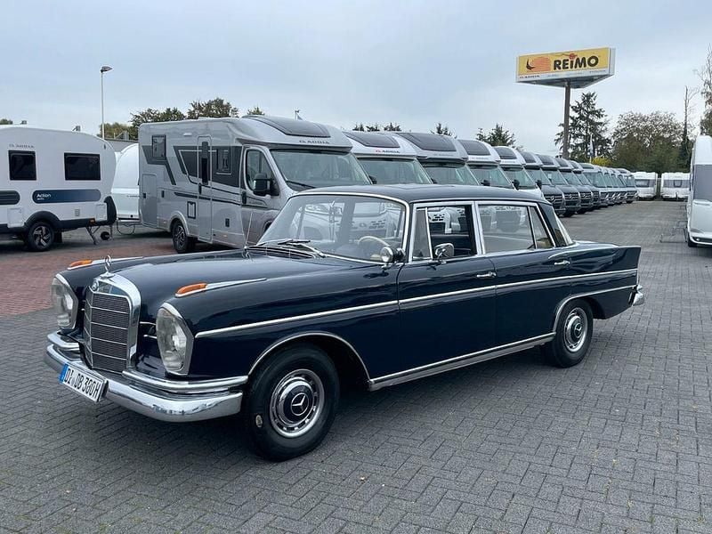 Gebraucht Mercedes 300 SE 170 PS (125 kW) 1964 Blau Limousine