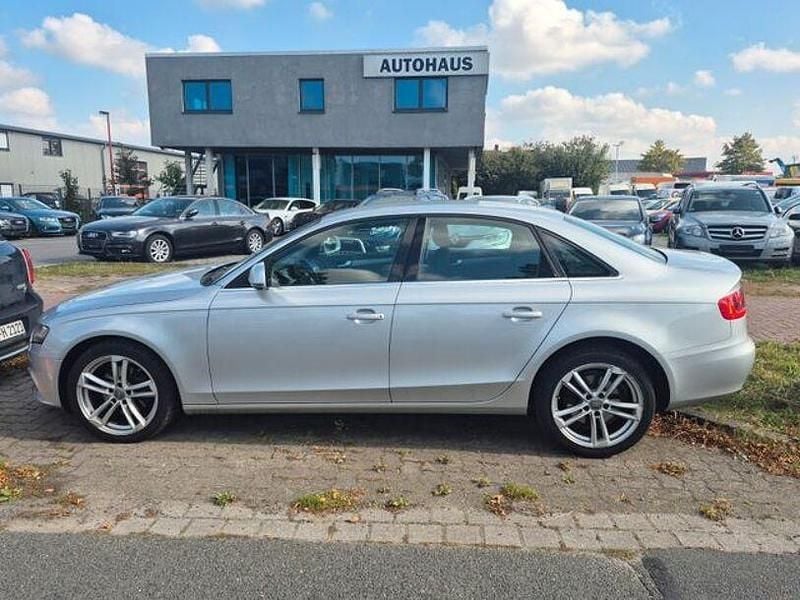 Eissilber (metallic) Gebraucht 2008 Audi A4 Ambiente Limousine | 3.999 € (Superpreis) - Bild 1/4