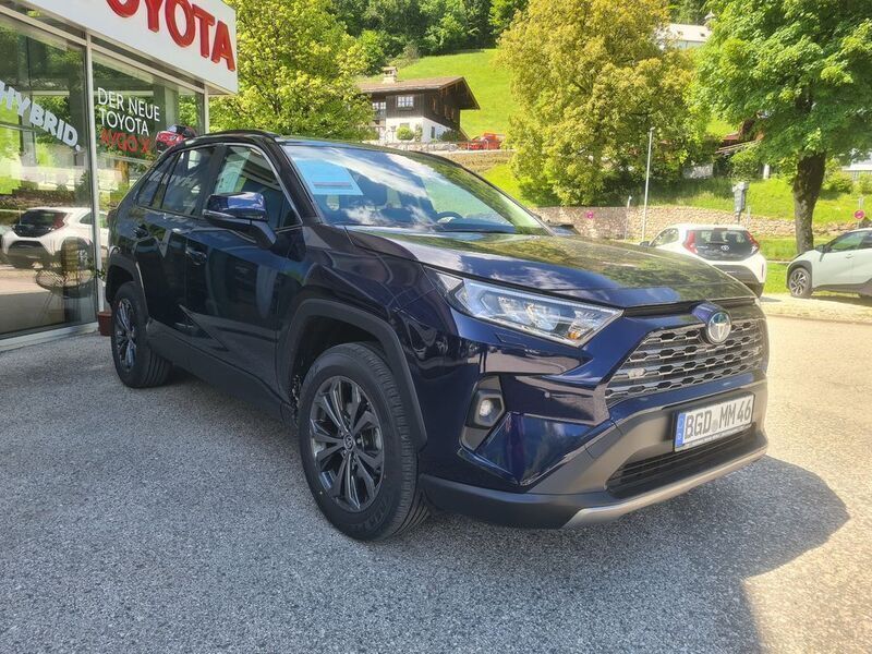 Blau Neu 2025 Toyota RAV4 Hybrid SUV | 48.890 € (Teuer) - Bild 1/4
