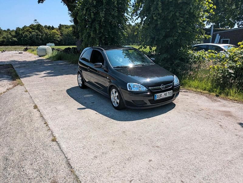 Schwarz Gebraucht 2003 Opel Corsa Kleinwagen | 450 € (Fairer Preis) - Bild 1/4