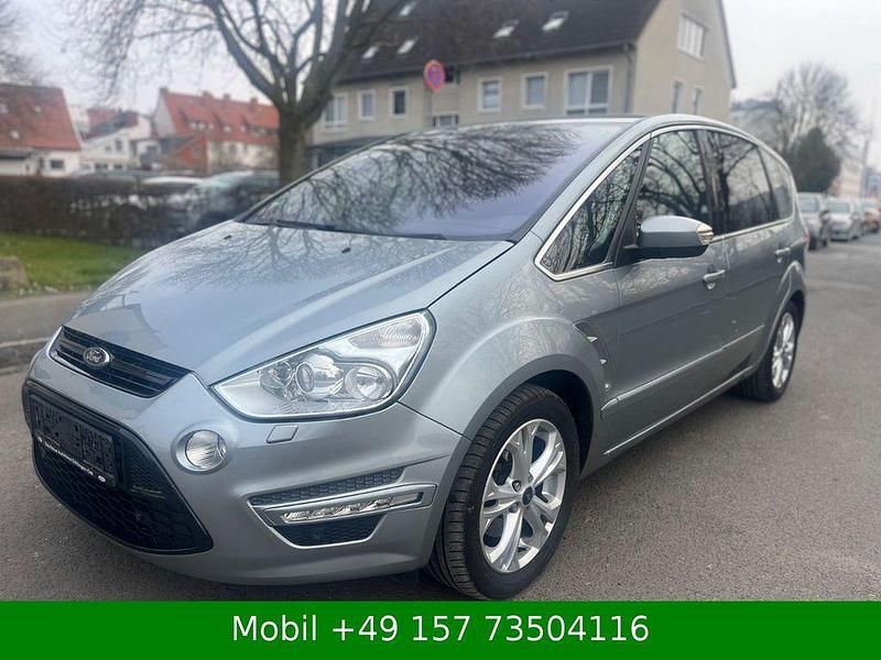 Gebraucht Ford S-MAX Titanium 163 PS (119 kW) 2010 Silber Van / Kleinbus