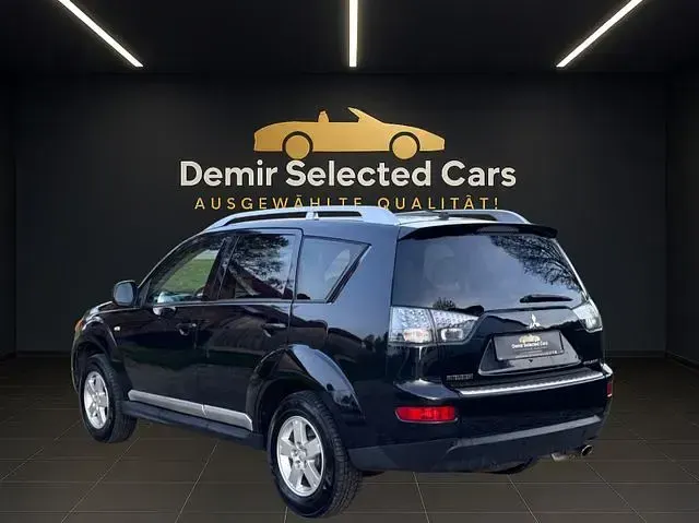 Gebraucht Mitsubishi Outlander 170 PS (125 kW) 2009 Schwarz SUV