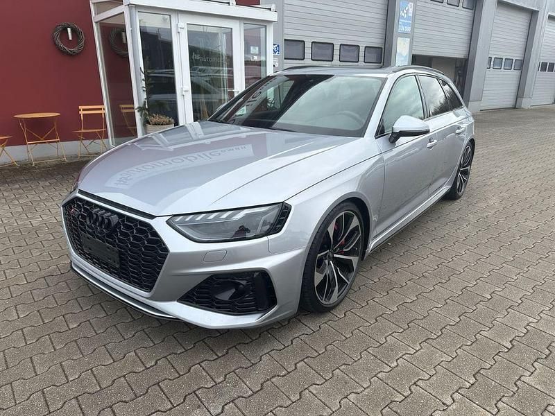Gebraucht Audi RS4 Sport 450 PS (330 kW) 2022 Silber Kombi