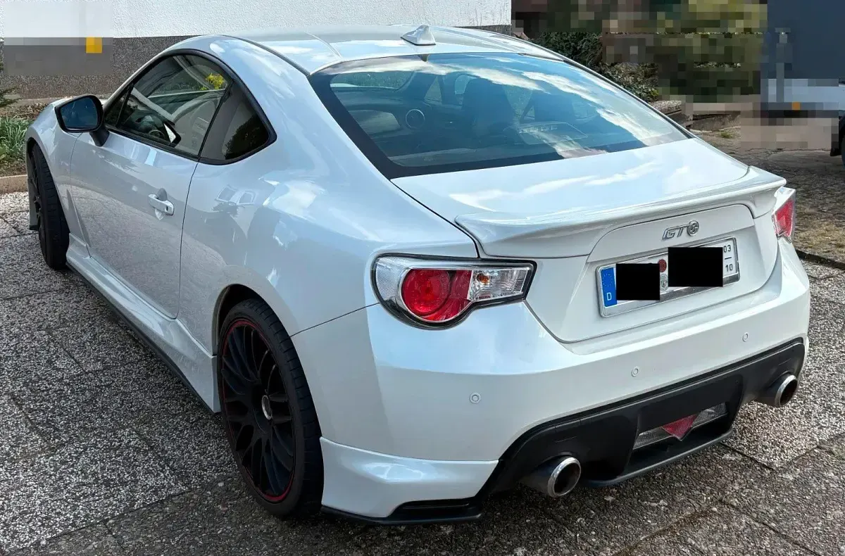 Gebraucht Toyota GT86 GT 200 PS (147 kW) 2012 Weiß Coupé
