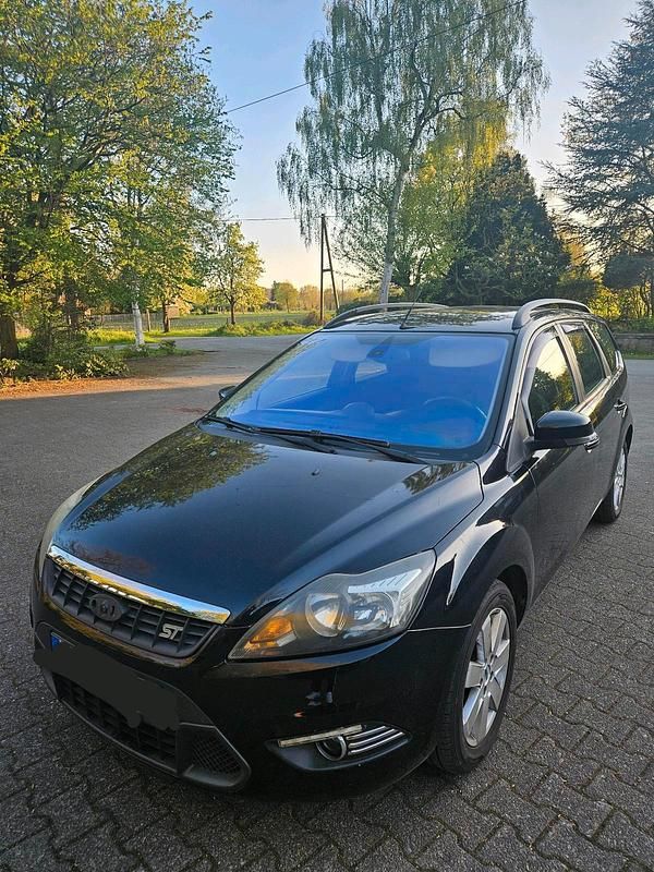 Usata Ford Focus 145 CV (106 kW) 2008 Nero Station wagon