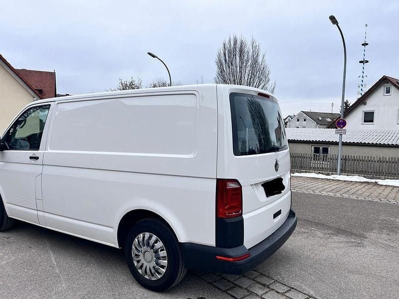 Gebraucht VW T6 140 PS (102 kW) 2016 Weiß Van