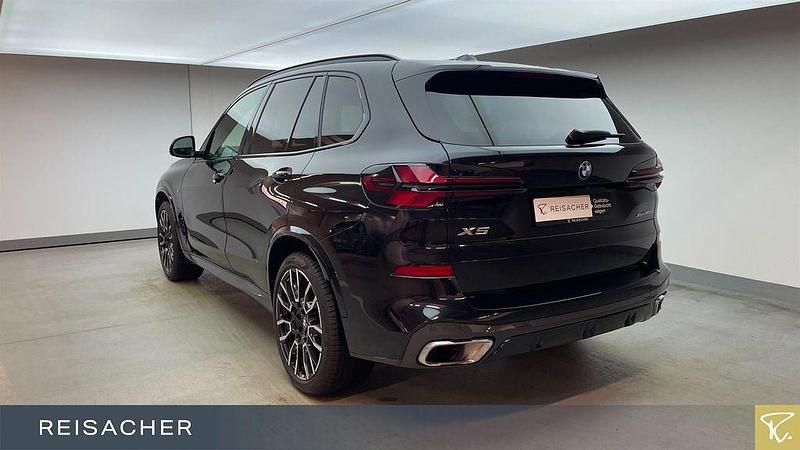 Gebraucht BMW X5 M Sport 352 PS (258 kW) 2025 Saphirschwarz metallic SUV
