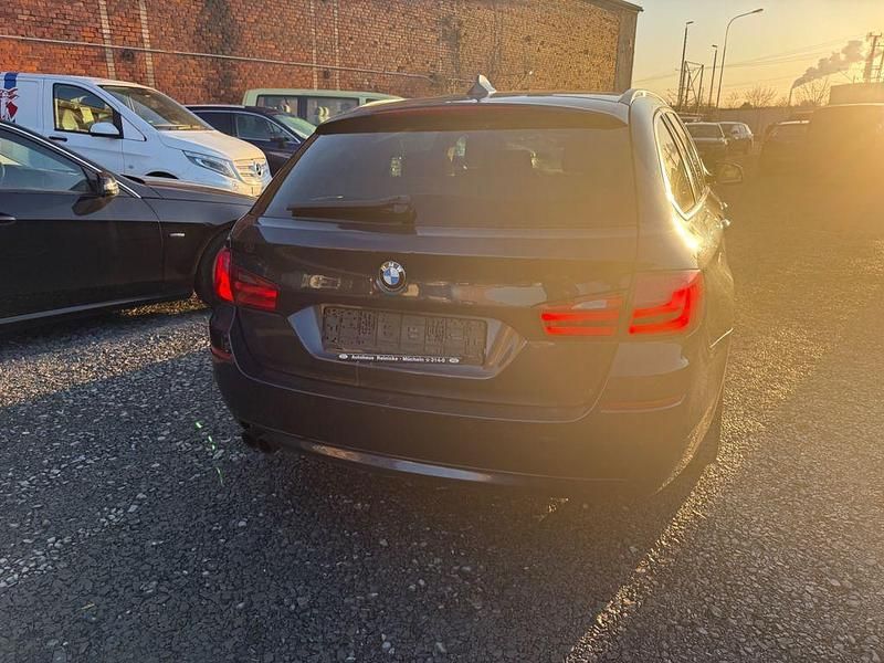 Gebraucht BMW 525 204 PS (150 kW) 2011 Blau Kombi