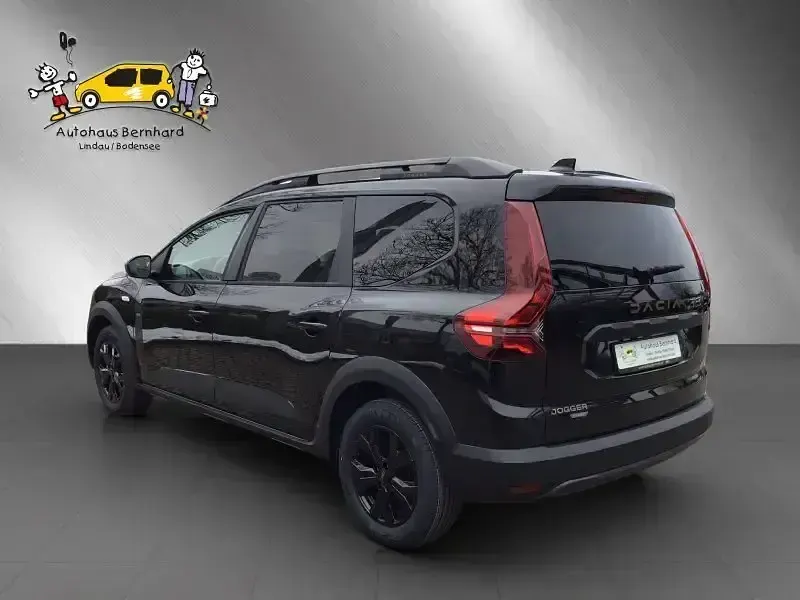 Gebraucht Dacia Jogger Extreme 141 PS (103 kW) 2025 Perlmuttschwarz Van / Kleinbus