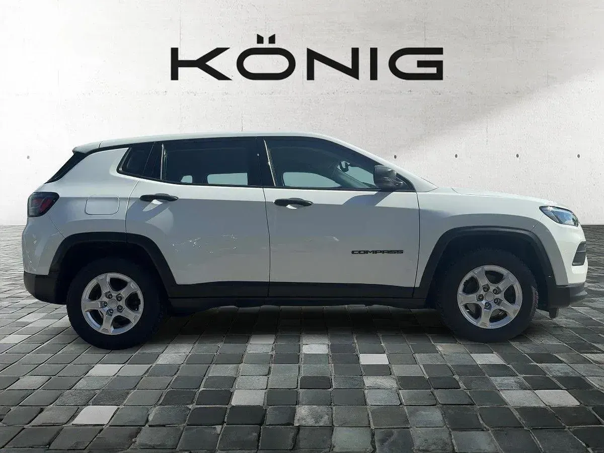 Gebraucht Jeep Compass Sport 131 PS (96 kW) 2021 Weiß SUV