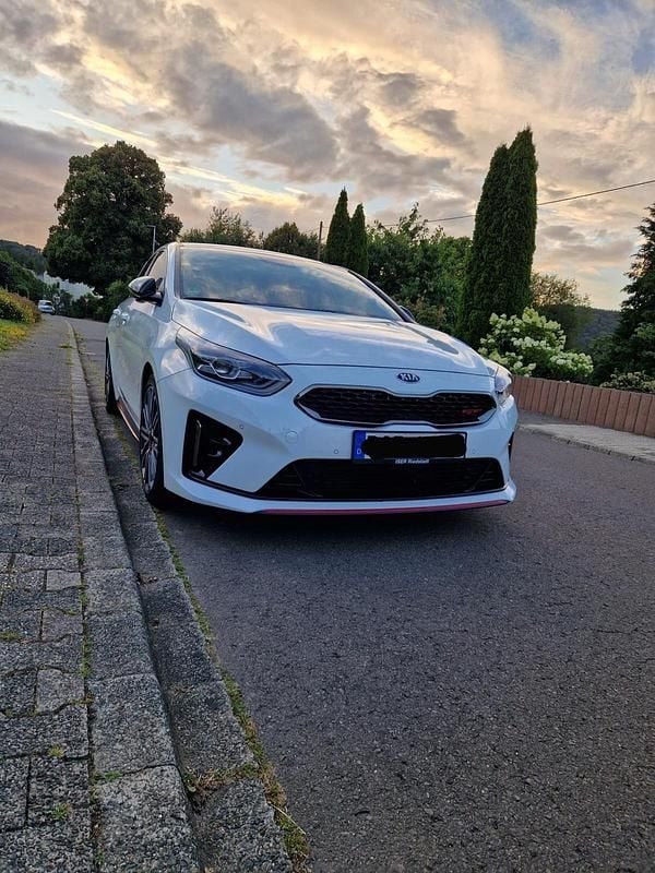 Gebraucht Kia ProCeed GT 205 PS (150 kW) 2021 Weiß Kombi