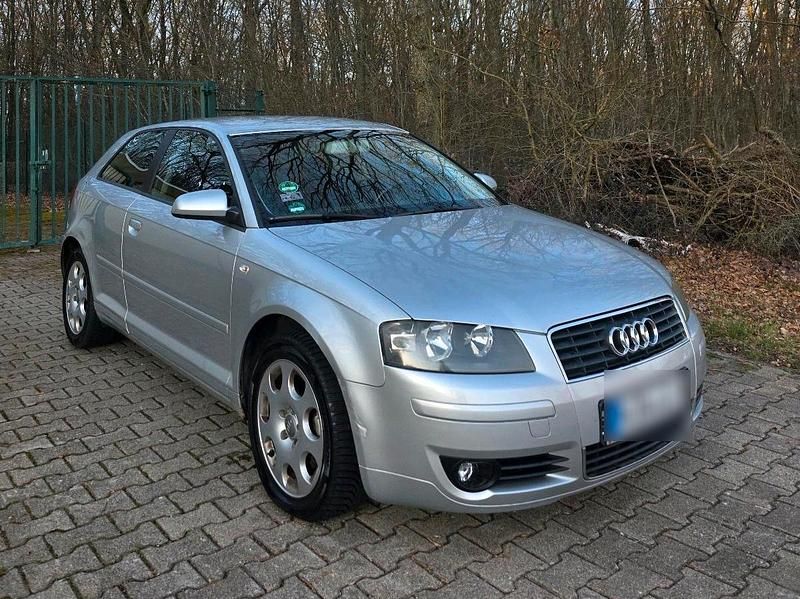 Gebraucht Audi A3 Ambition 102 PS (75 kW) 2004 Silber Kleinwagen