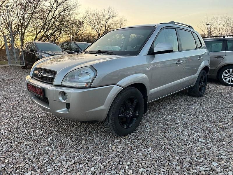 Gebraucht Hyundai Tucson GLS 140 PS (102 kW) 2008 Silber SUV