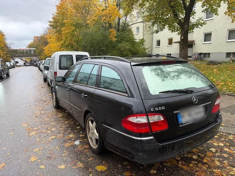 Gebraucht Mercedes E500 Avantgarde 306 PS (225 kW) 2004 Schwarz Kombi