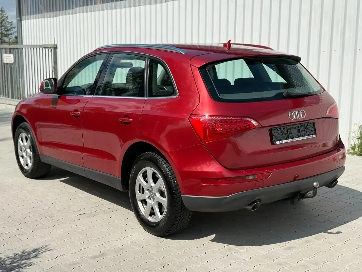 Gebraucht Audi Q5 239 PS (175 kW) 2010 Rot SUV