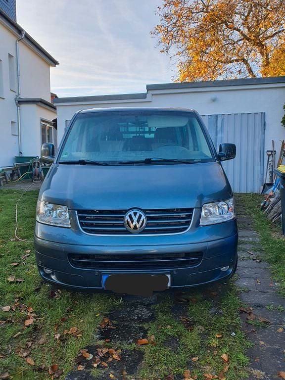 Grau Gebraucht 2008 VW Multivan Van | 9.200 € - Bild 1/4
