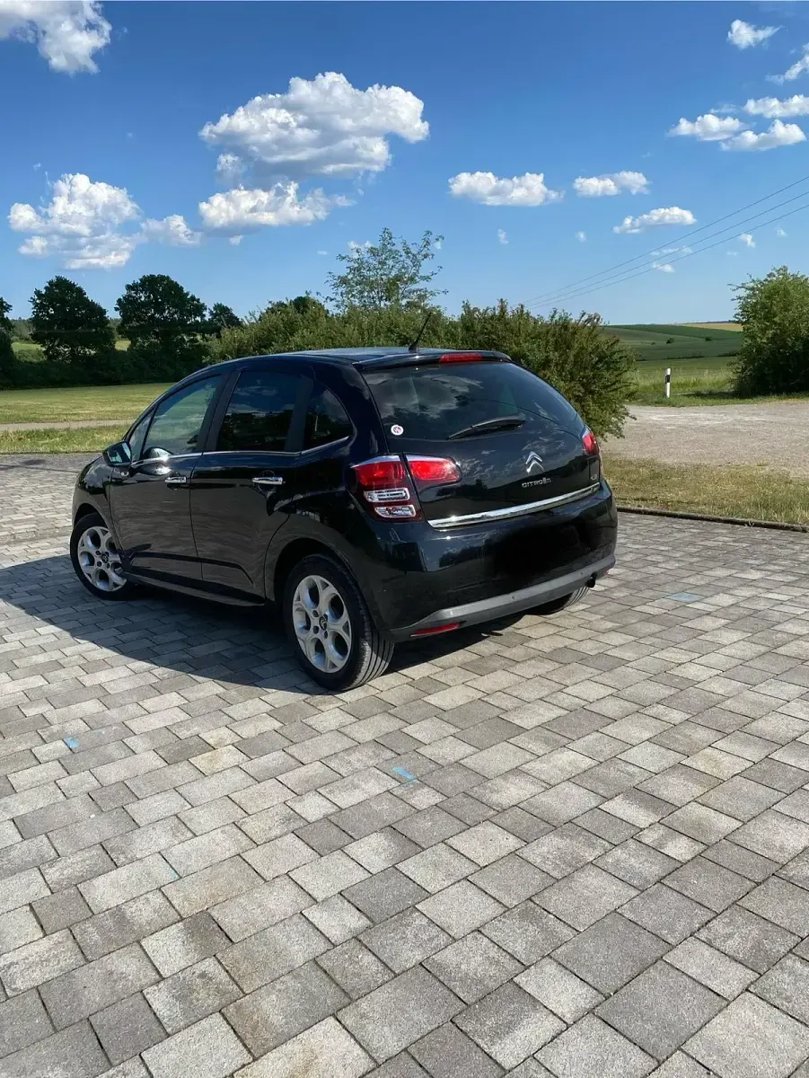 Gebraucht Citroën C3 82 PS (60 kW) 2016 Schwarz Kleinwagen