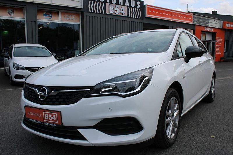 Weiß Gebraucht 2022 Opel Astra Edition Kombi | 12.991 € (Superpreis) - Bild 1/4