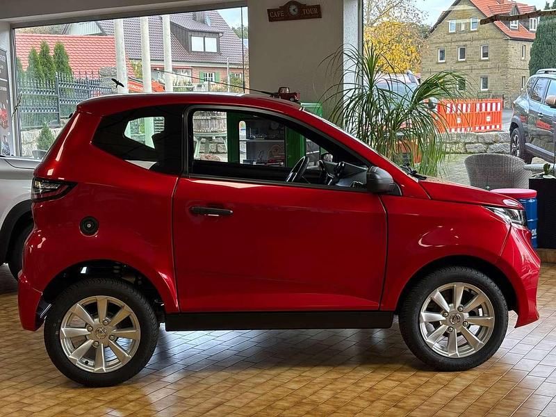 Neu Aixam City Pack 2025 Perlmuttrot Kleinwagen