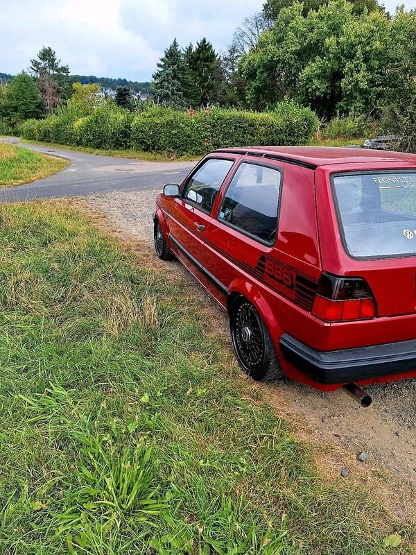 Rot Gebraucht 1991 VW Golf II Kleinwagen | 5.000 € - Bild 1/4